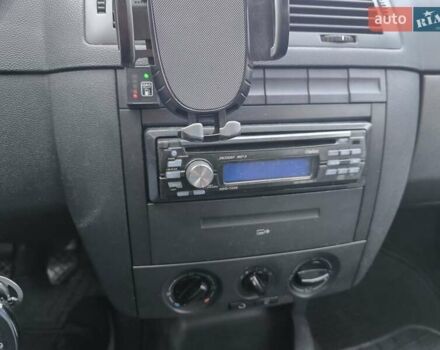 Шкода Фабія, об'ємом двигуна 1.2 л та пробігом 181 тис. км за 2100 $, фото 10 на Automoto.ua