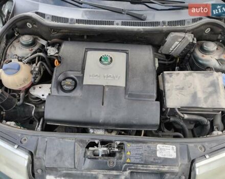 Шкода Фабія, об'ємом двигуна 1.2 л та пробігом 181 тис. км за 2100 $, фото 5 на Automoto.ua