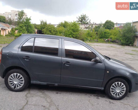 Шкода Фабия, объемом двигателя 1.2 л и пробегом 207 тыс. км за 3900 $, фото 2 на Automoto.ua