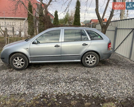 Шкода Фабия, объемом двигателя 1.4 л и пробегом 320 тыс. км за 3700 $, фото 1 на Automoto.ua