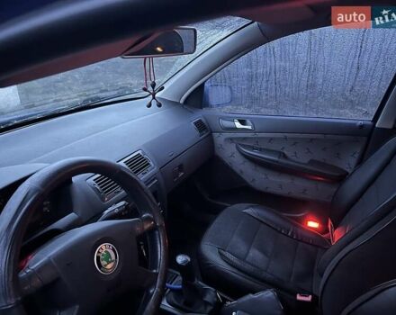 Шкода Фабия, объемом двигателя 1.4 л и пробегом 450 тыс. км за 2900 $, фото 3 на Automoto.ua