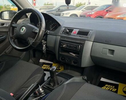 Шкода Фабия, объемом двигателя 1.4 л и пробегом 244 тыс. км за 3600 $, фото 18 на Automoto.ua