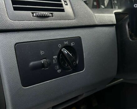 Шкода Фабия, объемом двигателя 1.4 л и пробегом 244 тыс. км за 3600 $, фото 10 на Automoto.ua