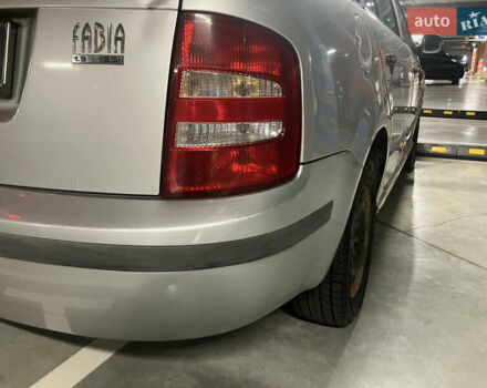 Шкода Фабия, объемом двигателя 1.9 л и пробегом 326 тыс. км за 3490 $, фото 5 на Automoto.ua