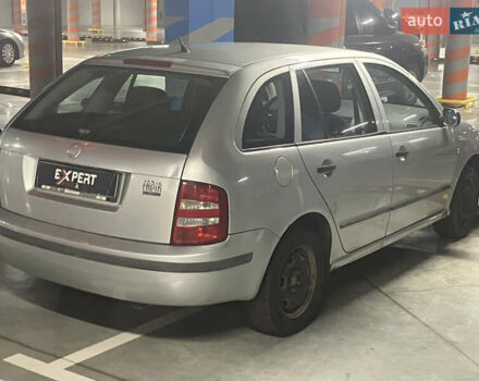 Шкода Фабия, объемом двигателя 1.9 л и пробегом 326 тыс. км за 3490 $, фото 3 на Automoto.ua
