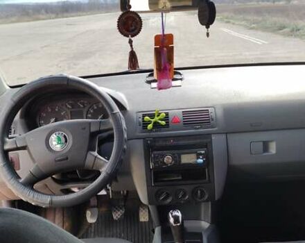 Шкода Фабия, объемом двигателя 1.39 л и пробегом 190 тыс. км за 3600 $, фото 10 на Automoto.ua
