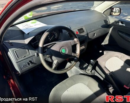 Шкода Фабия, объемом двигателя 1.4 л и пробегом 0 тыс. км за 3900 $, фото 4 на Automoto.ua