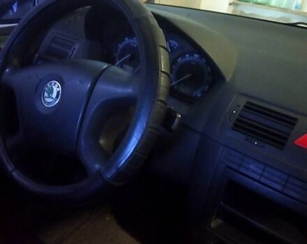 Шкода Фабия, объемом двигателя 1.2 л и пробегом 200 тыс. км за 2420 $, фото 2 на Automoto.ua