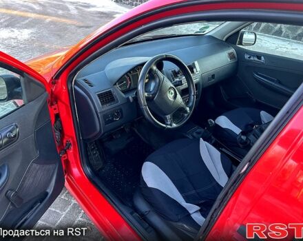 Шкода Фабия, объемом двигателя 1.2 л и пробегом 200 тыс. км за 3300 $, фото 6 на Automoto.ua