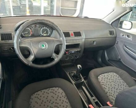 Шкода Фабия, объемом двигателя 1.2 л и пробегом 300 тыс. км за 2550 $, фото 26 на Automoto.ua