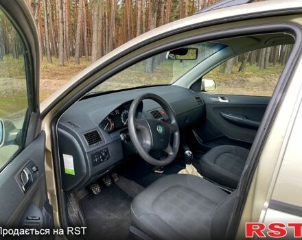 Шкода Фабия, объемом двигателя 1.4 л и пробегом 240 тыс. км за 4500 $, фото 6 на Automoto.ua