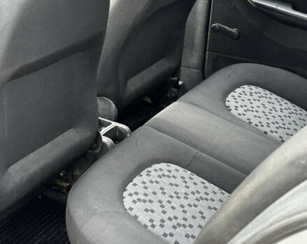 Шкода Фабия, объемом двигателя 1.4 л и пробегом 200 тыс. км за 3500 $, фото 6 на Automoto.ua