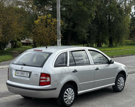 Шкода Фабия, объемом двигателя 1.4 л и пробегом 200 тыс. км за 3500 $, фото 2 на Automoto.ua