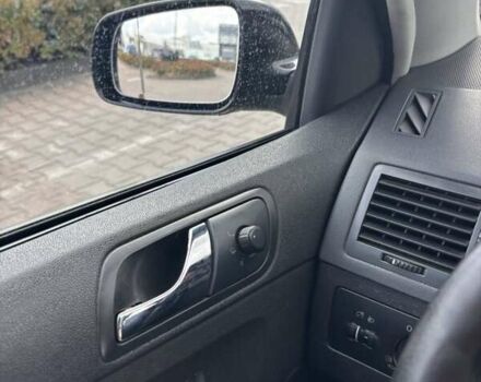 Шкода Фабия, объемом двигателя 1.39 л и пробегом 227 тыс. км за 4300 $, фото 12 на Automoto.ua