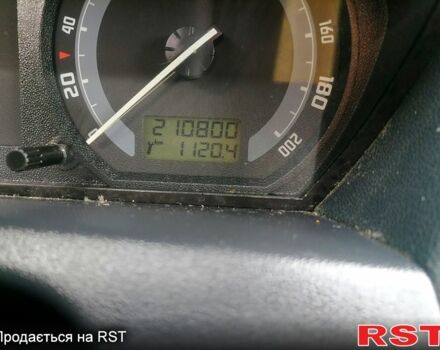 Шкода Фабія, об'ємом двигуна 1.4 л та пробігом 210 тис. км за 4000 $, фото 4 на Automoto.ua
