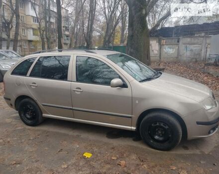 Шкода Фабія, об'ємом двигуна 1.4 л та пробігом 181 тис. км за 4300 $, фото 8 на Automoto.ua