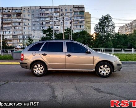 Шкода Фабия, объемом двигателя 1.4 л и пробегом 277 тыс. км за 4800 $, фото 1 на Automoto.ua