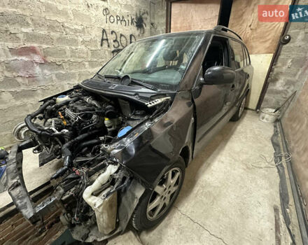 Шкода Фабия, объемом двигателя 1.4 л и пробегом 200 тыс. км за 2800 $, фото 3 на Automoto.ua