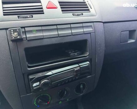 Шкода Фабия, объемом двигателя 0 л и пробегом 246 тыс. км за 3290 $, фото 14 на Automoto.ua