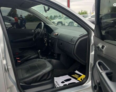 Шкода Фабия, объемом двигателя 1.2 л и пробегом 310 тыс. км за 4500 $, фото 8 на Automoto.ua