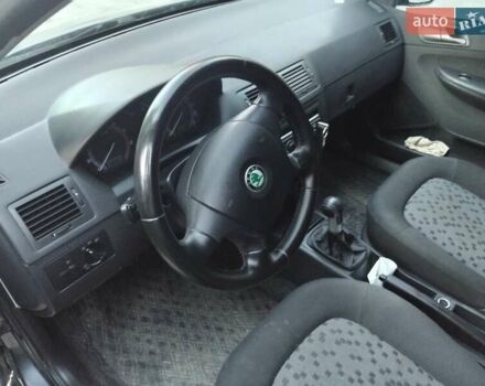 Шкода Фабия, объемом двигателя 1.4 л и пробегом 215 тыс. км за 4500 $, фото 8 на Automoto.ua