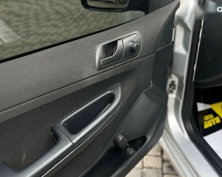 Шкода Фабия, объемом двигателя 1.2 л и пробегом 310 тыс. км за 4500 $, фото 16 на Automoto.ua