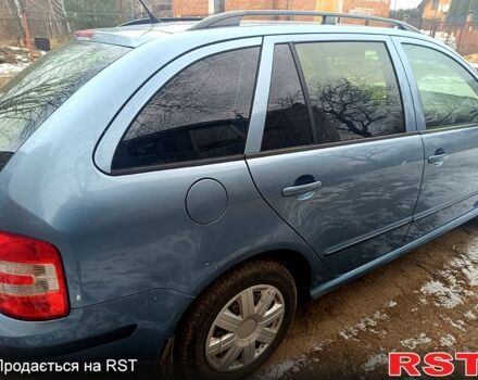 Шкода Фабия, объемом двигателя 2.4 л и пробегом 240 тыс. км за 4000 $, фото 1 на Automoto.ua