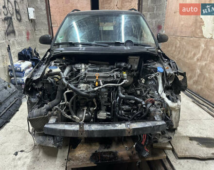 Шкода Фабия, объемом двигателя 1.4 л и пробегом 200 тыс. км за 2800 $, фото 1 на Automoto.ua