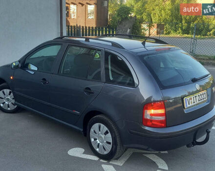 Шкода Фабия, объемом двигателя 1.4 л и пробегом 215 тыс. км за 4200 $, фото 6 на Automoto.ua