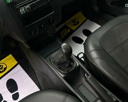 Шкода Фабия, объемом двигателя 1.2 л и пробегом 310 тыс. км за 4500 $, фото 19 на Automoto.ua