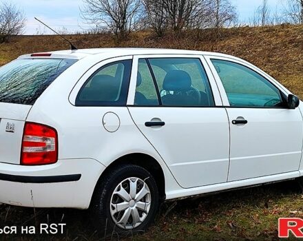 Шкода Фабия, объемом двигателя 12 л и пробегом 299 тыс. км за 4567 $, фото 1 на Automoto.ua