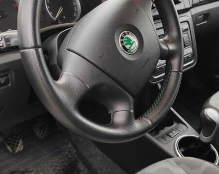 Шкода Фабия, объемом двигателя 1.39 л и пробегом 200 тыс. км за 6000 $, фото 4 на Automoto.ua