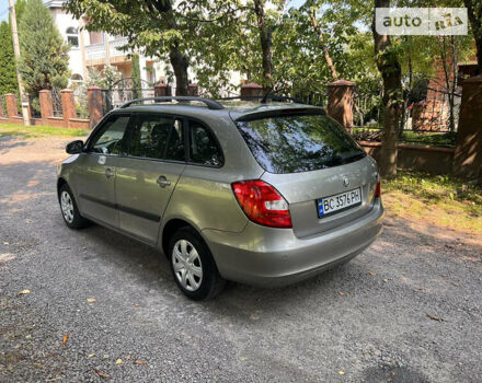 Шкода Фабія, об'ємом двигуна 1.4 л та пробігом 214 тис. км за 4750 $, фото 11 на Automoto.ua