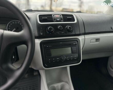 Шкода Фабия, объемом двигателя 1.4 л и пробегом 227 тыс. км за 5500 $, фото 25 на Automoto.ua