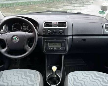 Шкода Фабия, объемом двигателя 1.4 л и пробегом 215 тыс. км за 4990 $, фото 12 на Automoto.ua