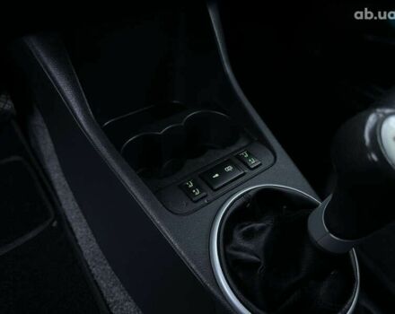 Шкода Фабия, объемом двигателя 1.6 л и пробегом 156 тыс. км за 6200 $, фото 29 на Automoto.ua