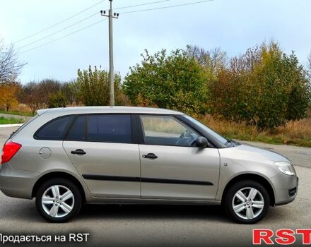 Шкода Фабия, объемом двигателя 1.2 л и пробегом 189 тыс. км за 5600 $, фото 2 на Automoto.ua