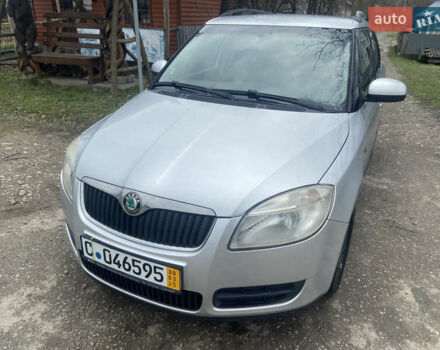 Шкода Фабия, объемом двигателя 1.4 л и пробегом 231 тыс. км за 4758 $, фото 2 на Automoto.ua