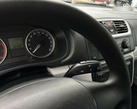 Шкода Фабия, объемом двигателя 1.4 л и пробегом 227 тыс. км за 5500 $, фото 28 на Automoto.ua