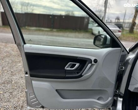 Шкода Фабия, объемом двигателя 1.4 л и пробегом 227 тыс. км за 5500 $, фото 18 на Automoto.ua