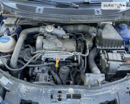 Шкода Фабия, объемом двигателя 1.42 л и пробегом 225 тыс. км за 4150 $, фото 8 на Automoto.ua