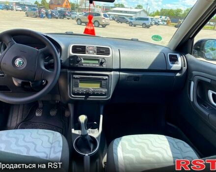 Шкода Фабия, объемом двигателя 1.4 л и пробегом 219 тыс. км за 6200 $, фото 4 на Automoto.ua