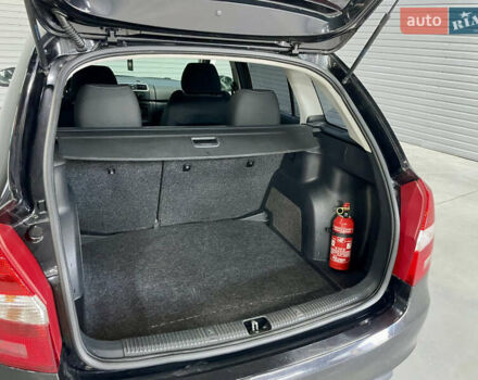 Шкода Фабия, объемом двигателя 1.6 л и пробегом 260 тыс. км за 5950 $, фото 7 на Automoto.ua