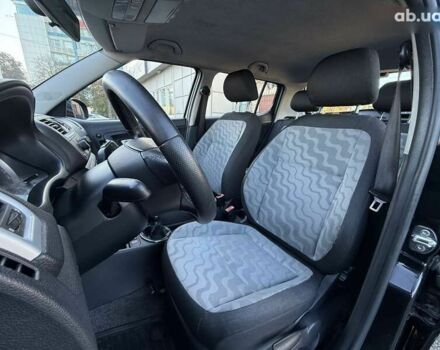 Шкода Фабія, об'ємом двигуна 1.4 л та пробігом 186 тис. км за 5500 $, фото 16 на Automoto.ua