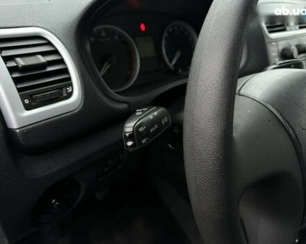 Шкода Фабія, об'ємом двигуна 1.4 л та пробігом 217 тис. км за 5700 $, фото 24 на Automoto.ua