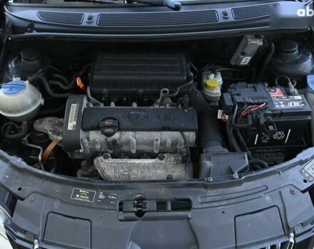 Шкода Фабия, объемом двигателя 1.4 л и пробегом 235 тыс. км за 5800 $, фото 14 на Automoto.ua