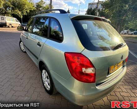 Шкода Фабия, объемом двигателя 1.4 л и пробегом 181 тыс. км за 6400 $, фото 3 на Automoto.ua