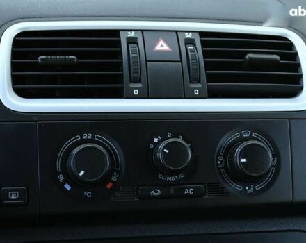 Шкода Фабия 2009 в Бердичеве на Automoto.ua Шкода Фабия, объемом двигателя 1.4 л и пробегом 235 тыс. км за 5800 $, фото 22 на Automoto.ua