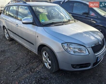 Шкода Фабия, объемом двигателя 1.6 л и пробегом 244 тыс. км за 5600 $, фото 2 на Automoto.ua