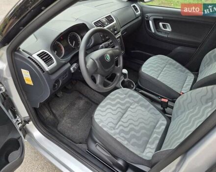 Шкода Фабія, об'ємом двигуна 1.4 л та пробігом 172 тис. км за 6550 $, фото 13 на Automoto.ua